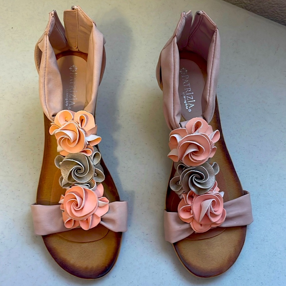 Patricia Women’s Wedges